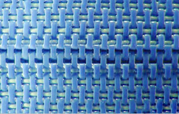 Two blue filter belts with single warp-ring seam-1 are connected together. 